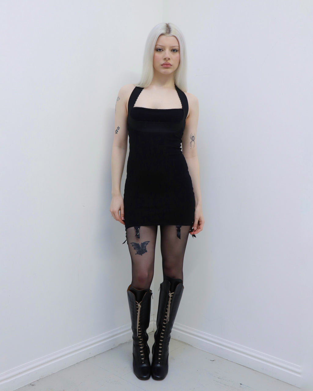 VEDETTE HALTER DRESS