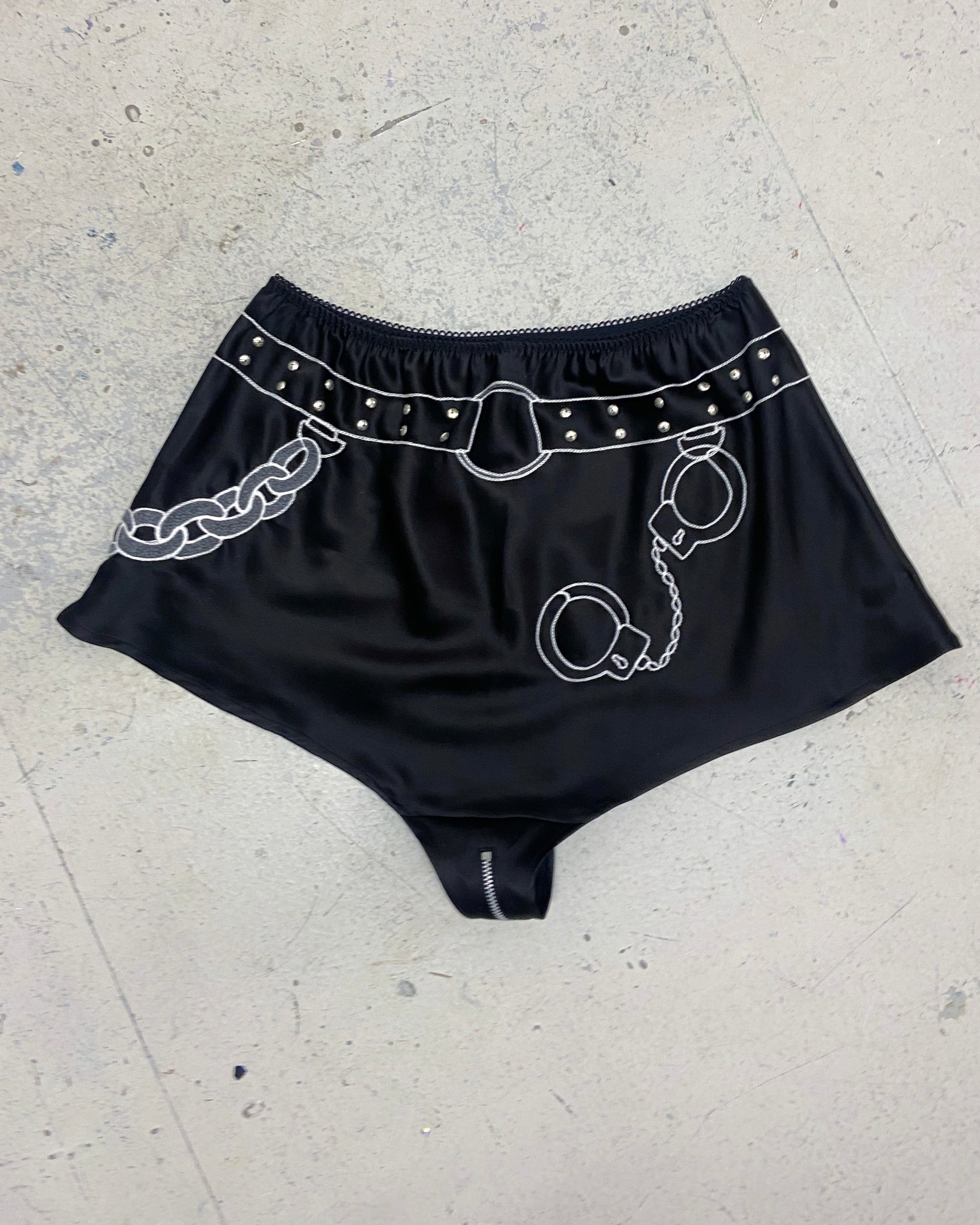 DRIVEN TO FANTASY SOUVENIR SILK LINGERIE SET