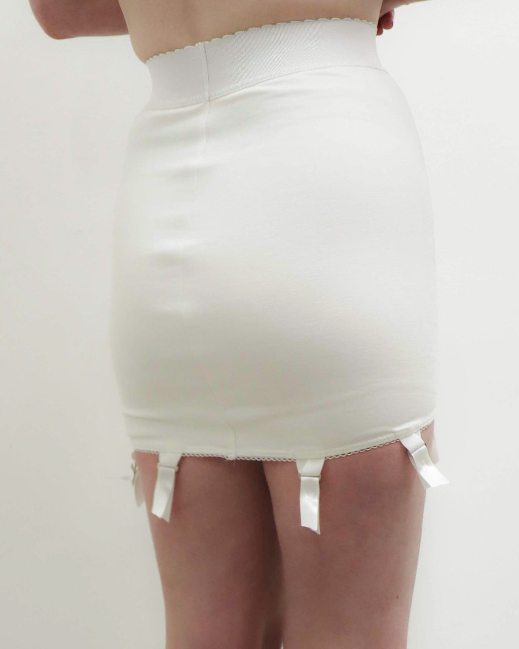 GIRDLE MINI SKIRT