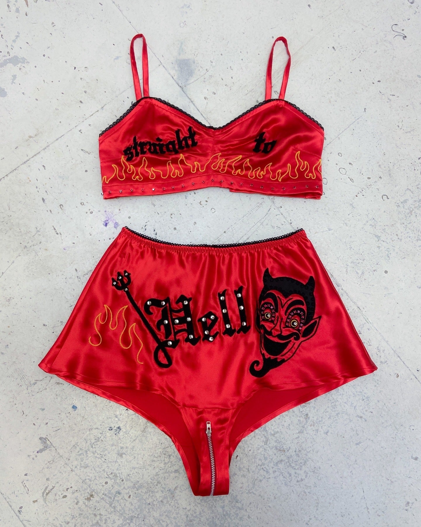 STRAIGHT TO HELL SOUVENIR SILK LINGERIE SET