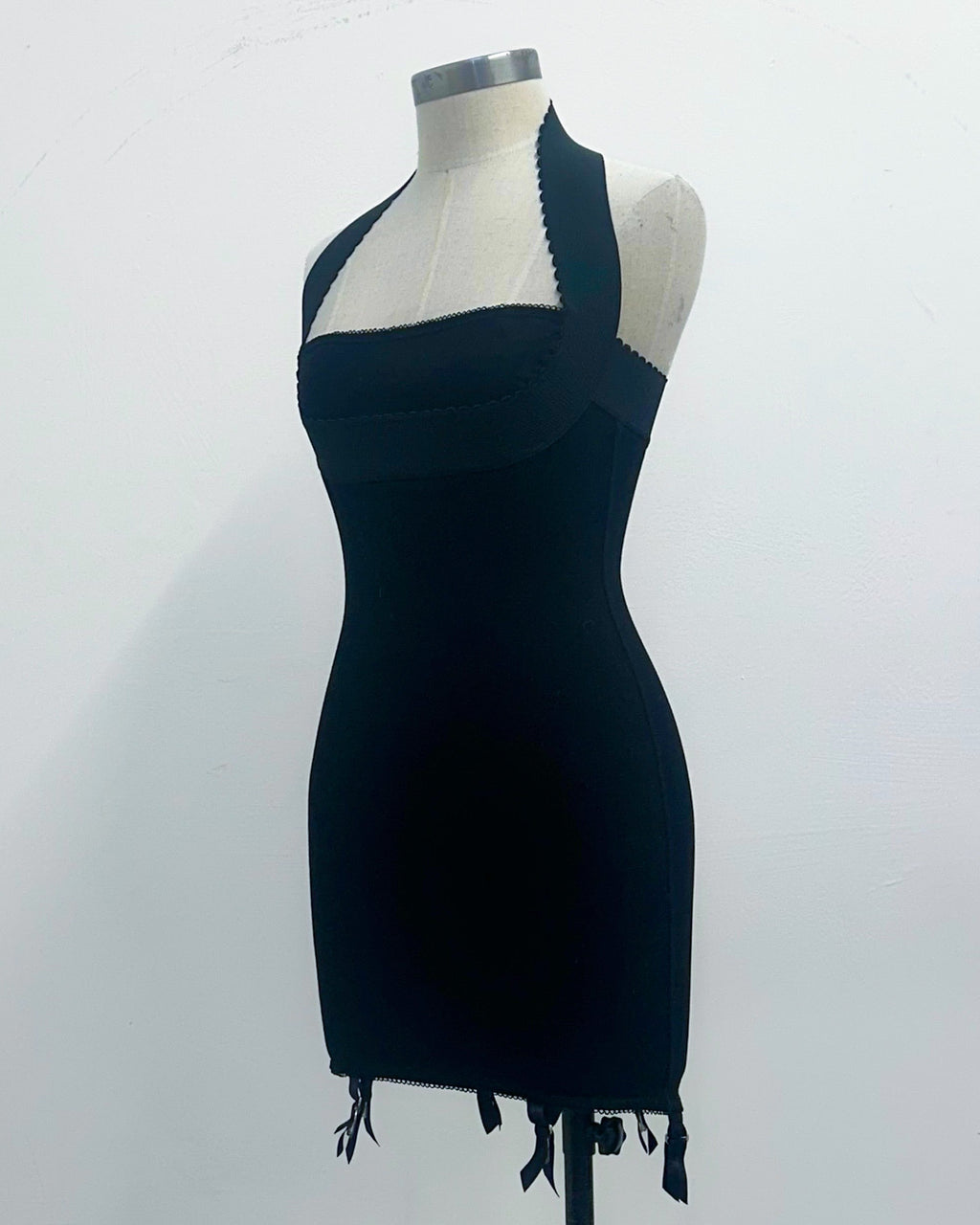 VEDETTE HALTER DRESS