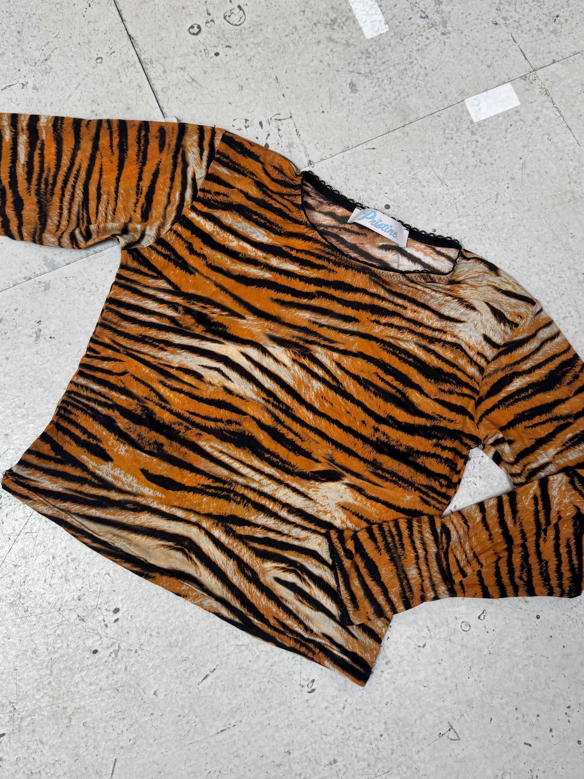 SAMPLE SALE - TIGER LONG SLEEVE