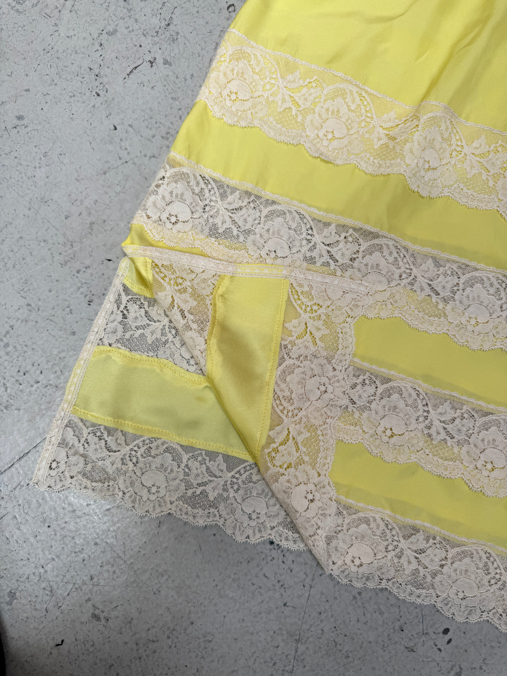 SAMPLE SALE - SILK AND LACE SLIP SKIRT