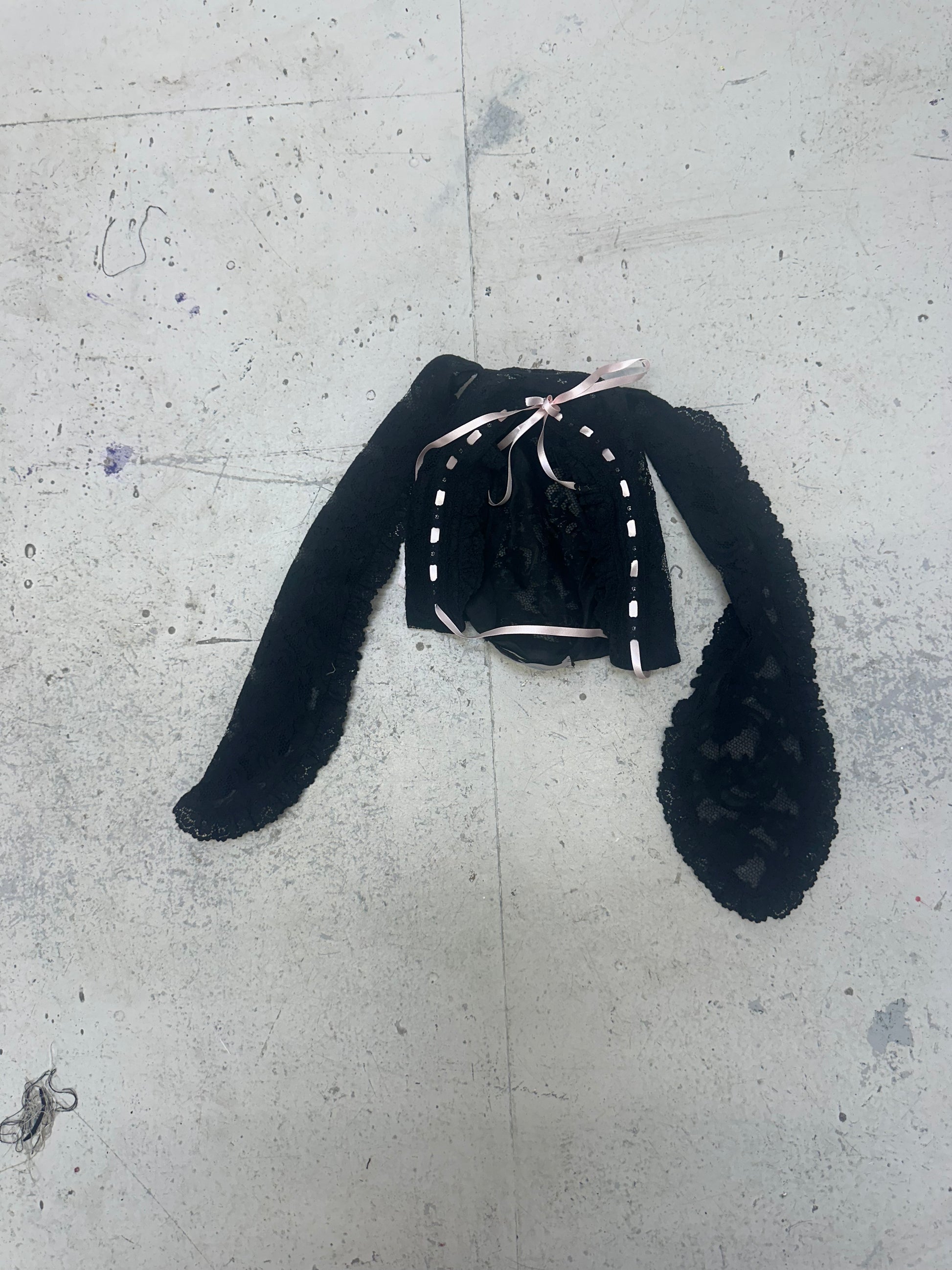 LACE BUNNY EAR BONNET