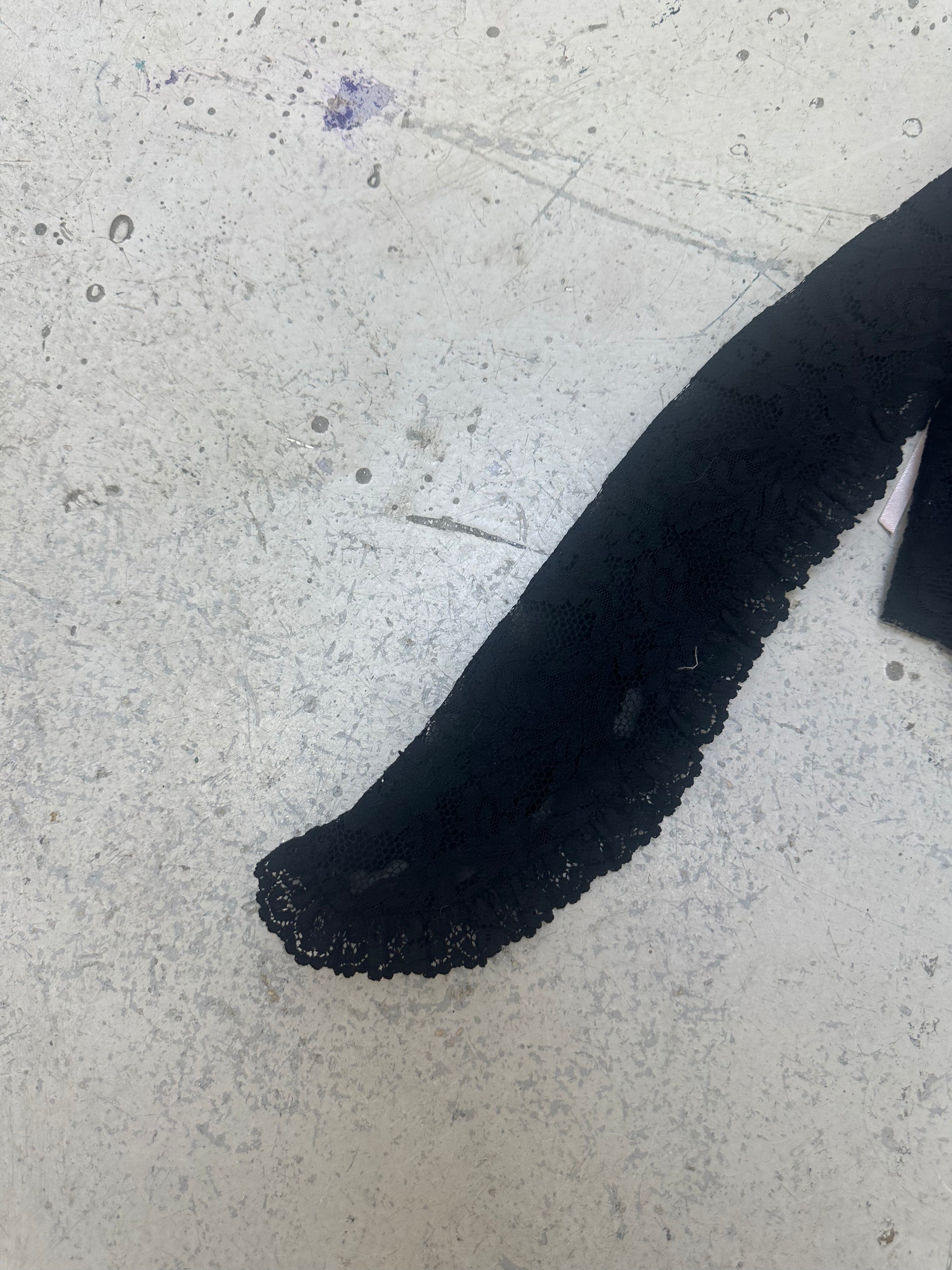 LACE BUNNY EAR BONNET