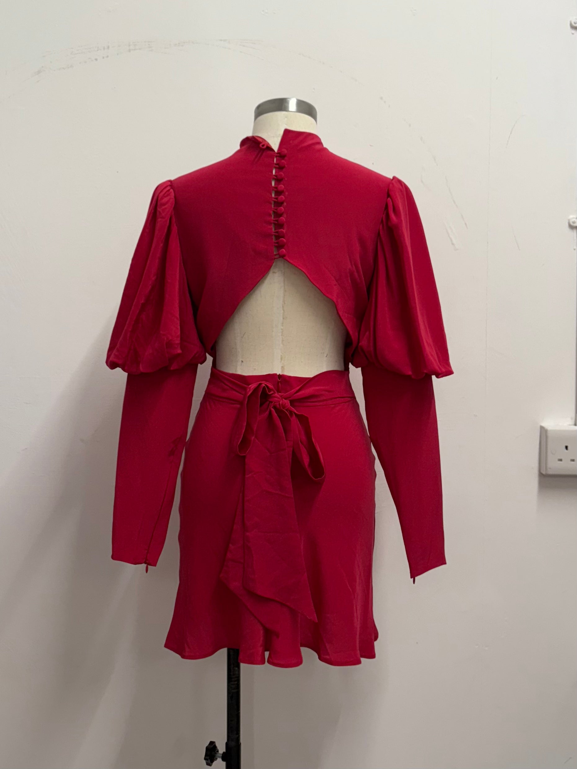 100% SILK LONG SLEEVED RED DRESS XS/S