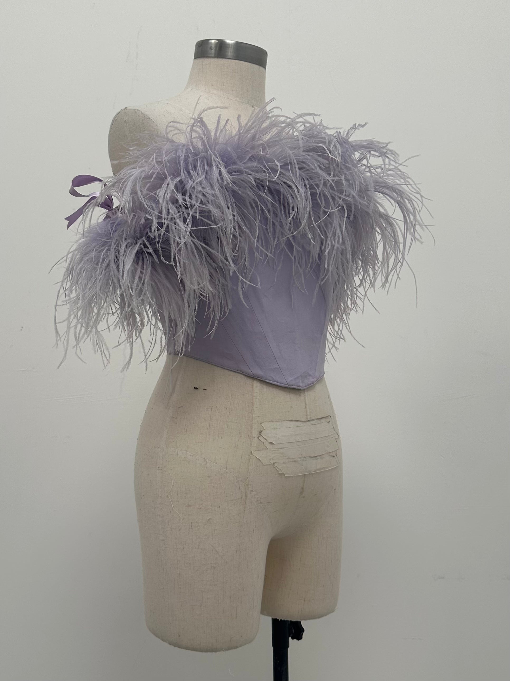 100% SILK LILAC CORSET WITH OSTRICH FEATHER TRIM XS-S