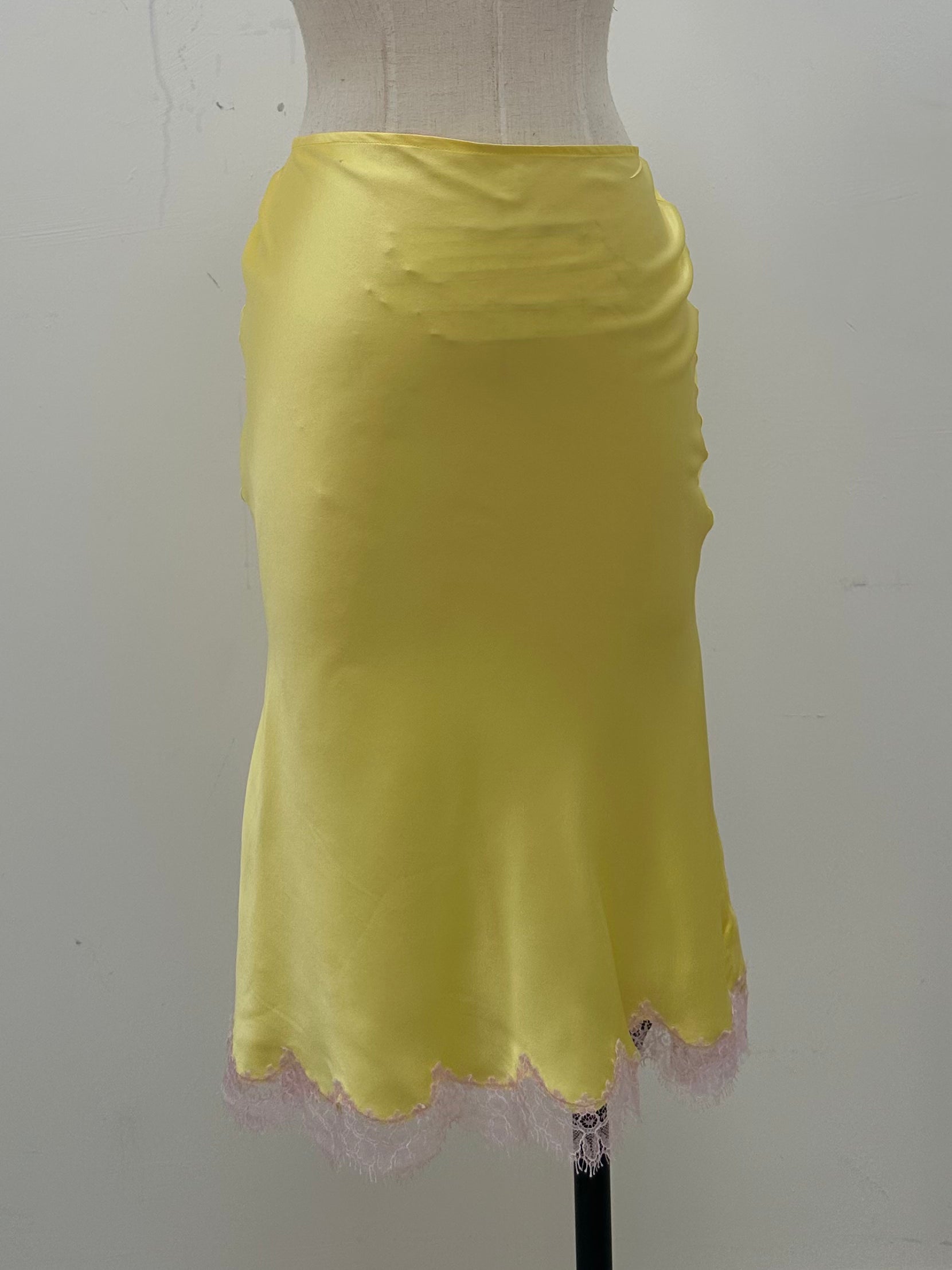 100% SILK AND FRENCH LACE SKIRT SIZE S